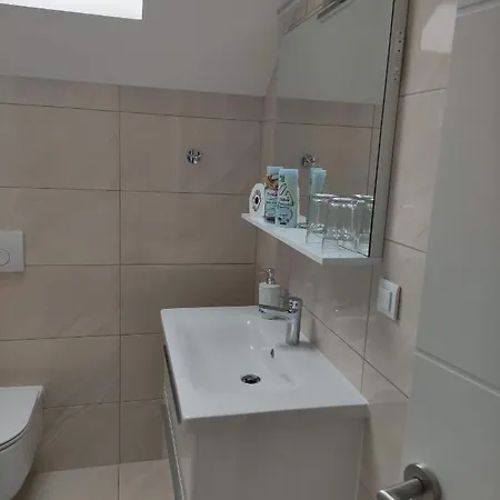 Kraljeva Hiza - Apartmani I Sobe Kralj Sveti Martin Na Muri Exterior photo