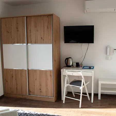 Kraljeva Hiza - Apartmani I Sobe Kralj Sveti Martin Na Muri Exterior photo
