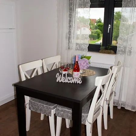 Kraljeva Hiza - Apartmani I Sobe Kralj Sveti Martin Na Muri Exterior photo