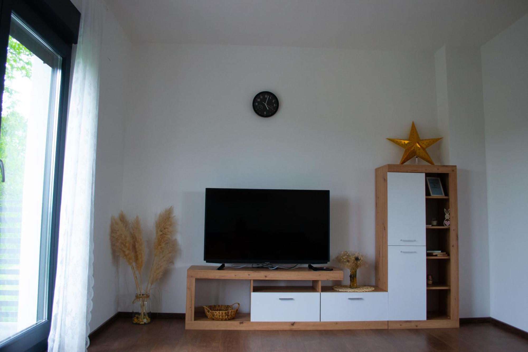 Kraljeva Hiza - I Sobe Kralj Apartment