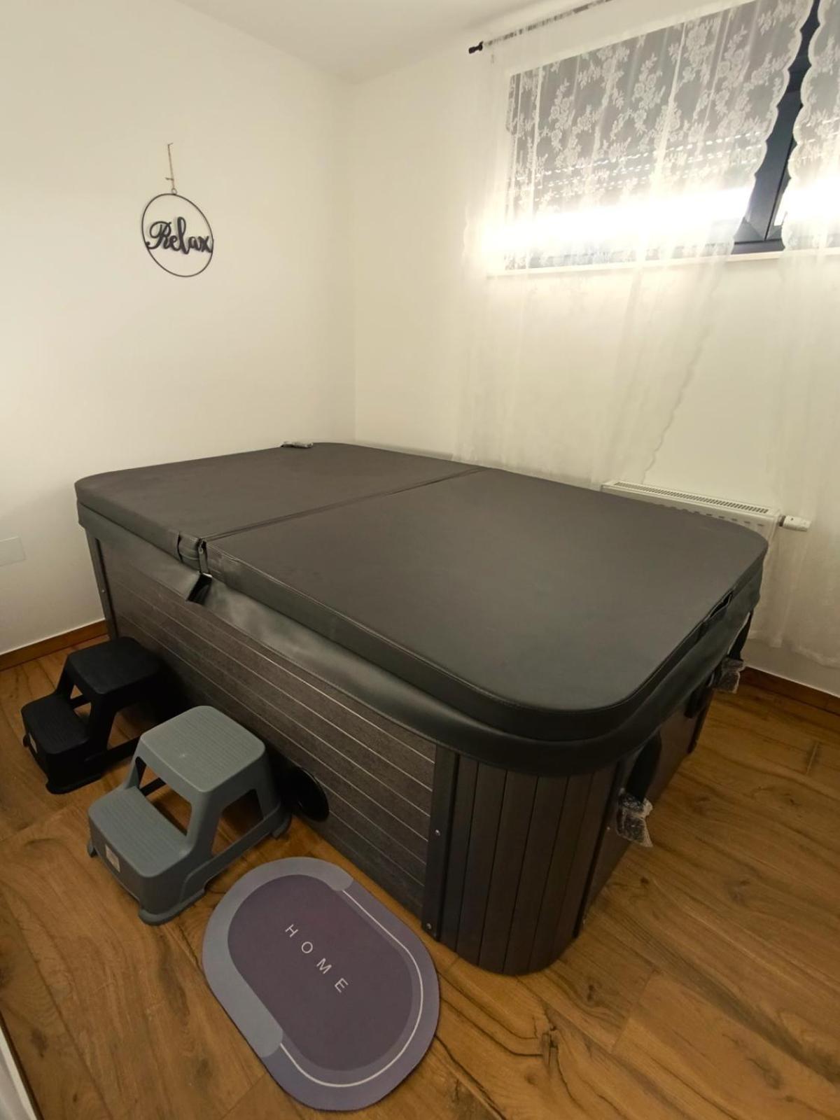 Kraljeva Hiza - I Sobe Kralj Apartment