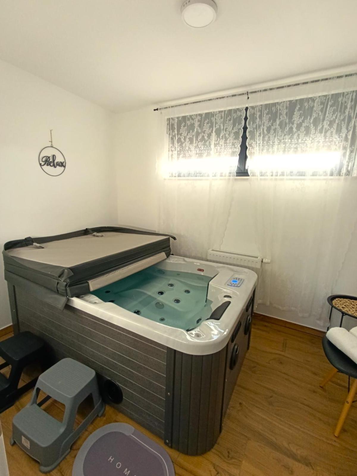 Kraljeva Hiza - I Sobe Kralj Apartment *