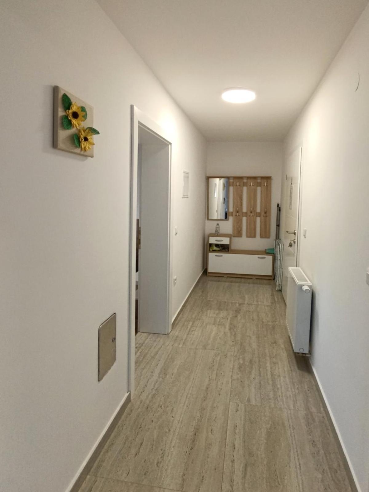 Kraljeva Hiza - I Sobe Kralj Apartment